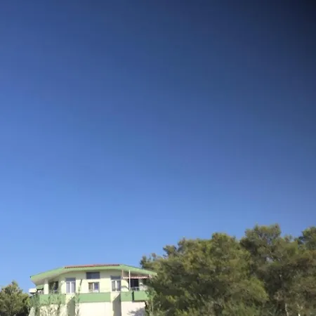 Apartment Moebiliertes Golem (Tirana)
