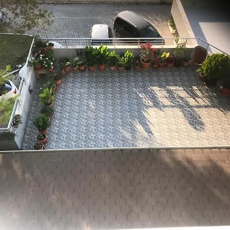 Moebiliertes Apartment Golem (Tirana)